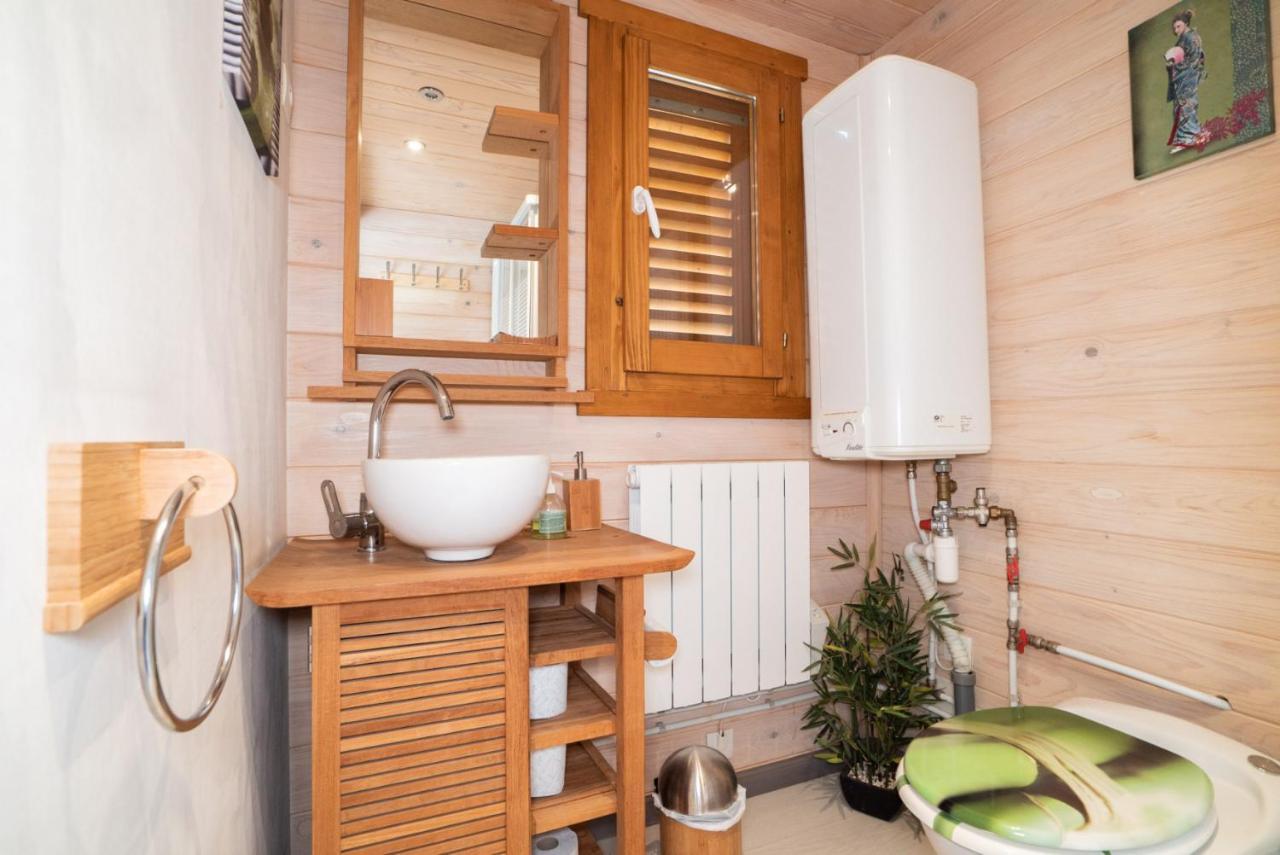 Gite Et Chambre D'Hote Gussignies Exterior foto