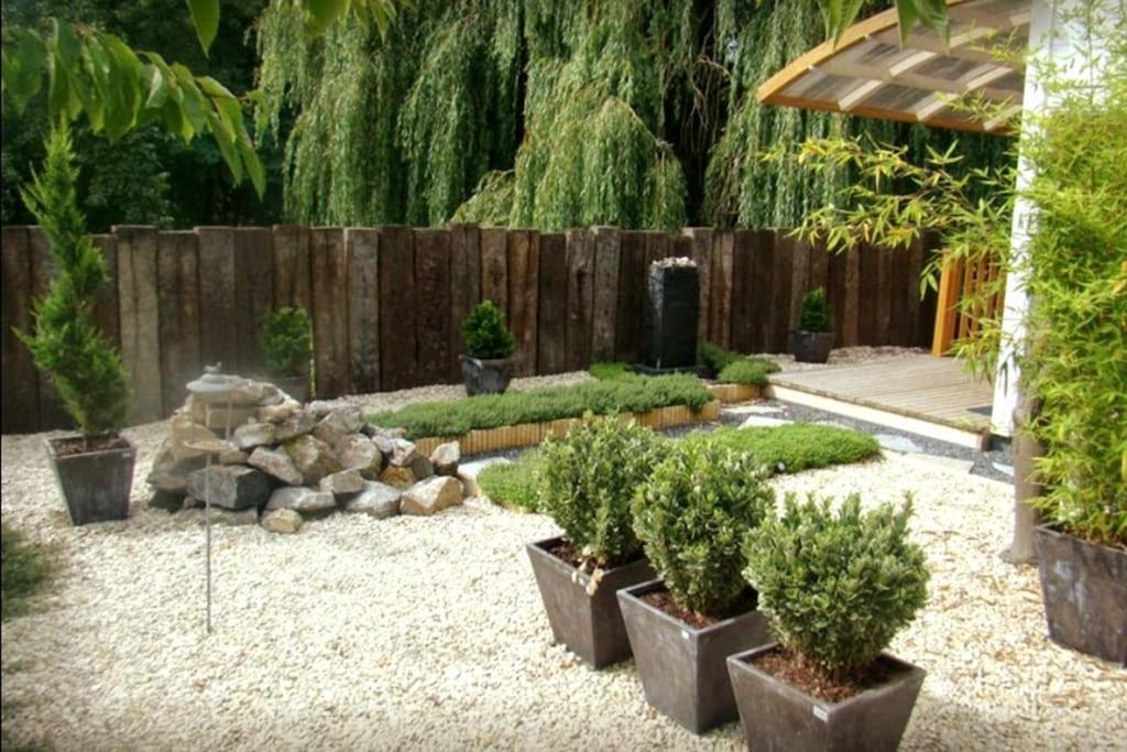 Gite Et Chambre D'Hote Gussignies Exterior foto